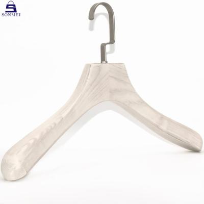 China Luxury Wooden Suit Hangers Mens White Wooden Cabinet Hangers for sale