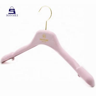 China Staples Hanger Pink Velvet Hanger Boutique Dress Hanger Flocked for sale