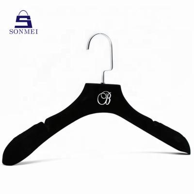 China DISPLAY Coat Clothing Hanger Black Velvet Hanger For Wide Shoulder for sale