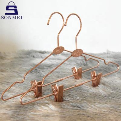 China Durable Hangers With Clips Plating Metal Rose Gold Hanger for sale