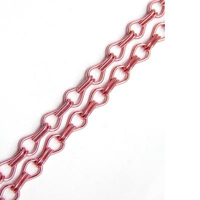 China Decorative Wire Curtain Screen Partition Aluminum Chain Link Art Design Aluminum Vertical Mesh Decorative Pink Chain Material for sale