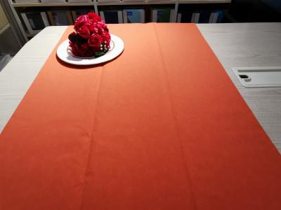 China Banquet Weeding Hotel Airlaid Tablecloth Disposable ECO Friendly Clean Table Cover for sale