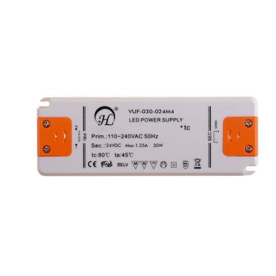 China Alta fuente de alimentación de la tira de la confiabilidad 12V LED, adaptador de la luz de tira de 6W LED en venta