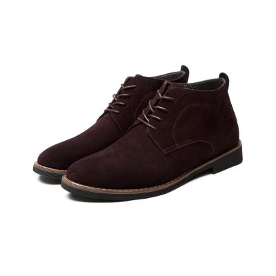 China Deodorizing Upscale Man Shoes Suede Boots With Constant Temperature Lining for sale