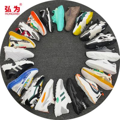 China Hot Selling Fashion Design Man Fashion Breathable Flight Knit Sneakers Man Freeze Trend Running Sports Sole Shoe 2021 for sale