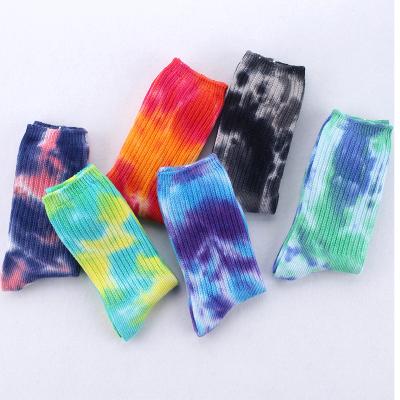 China 2021 Winter Cotton Fashion Tie Sporty Thick Dye Bangs Soft Cotton Tye Dye Socks Unisex Street Hip Hop for sale