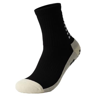 China Sportsman In The White Grip Socks Anti-slip Running Men's Soccer Football Socks Professional Running Men's Sports Basketball White Socks for sale