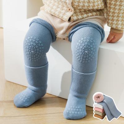 China Solid With Low MOQ Anti Slip Baby Kids Knitted Knee Pads Non Slip Silicone Knee Pads Crawling Socks for sale