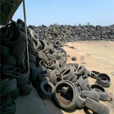 中国 5-20T/D Waste Tyre Recycling To Oil Pyrolysis Plant Scrap Rubber Pyrolysis Production Line 販売のため