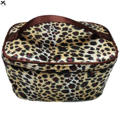 China Fashion Design Modern New Low Price Recycled Sustainable Cosmetic Bag for sale