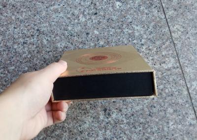 China Estilo moderno impreso aduana de sellado caliente de las cajas de regalo de la comida con la tapa del imán en venta