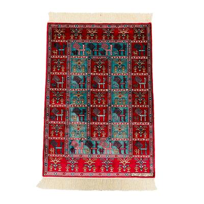 China Yuxiang Handmade Luxury Carpets CLASSIC Turkish Silk Carpet Curtains For Living Room for sale