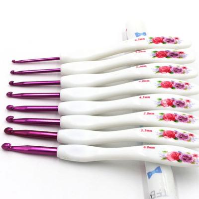 China High Quality Aluminum Crochet Hooks Set 8Pcs, Plastic Handle Aluminum Crochet Hooks Kit Sweater Weave Knitting Tools for sale