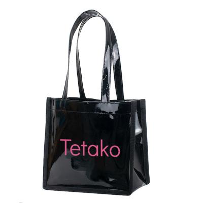 China Fashion Portable / Large Capacity Vinyl Handbag Wholesale PVC Waterproof Eco-Friendly PVC Bags Transparent Packaging for sale