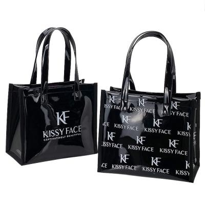 China Daily Shopping Tote Handbag Fashion Vinyl Eco-Friendly Wholesale Lightweight PVC Handbag for sale