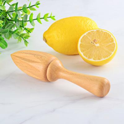 China Sustainable Eco Friendly Beech Wood Lemon Juice Extractor Kitchen Bar Manual Lemon Juice Squeezer for sale