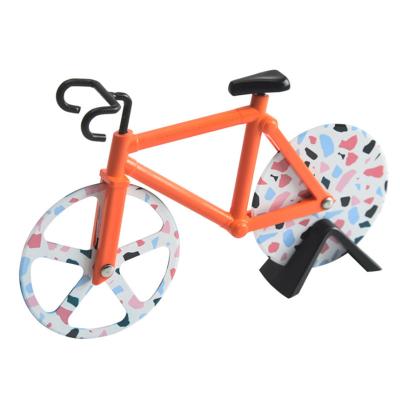 China Sustainable Stainless Steel Roller Pizza Slicer Bicycle Pizza Cutter for sale