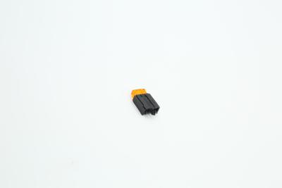 China 2 4 Pins Schwarz 60V PCB-Board Sicherungshalter ATO ATU ATC Standard für Automotive zu verkaufen