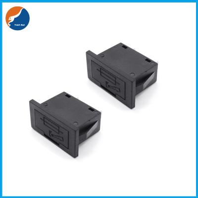 中国 BHC1 Black Housing Glass Ceramic Tube PCB Board Mount Fuse Holder For 5.2x20mm Current Fuses 販売のため