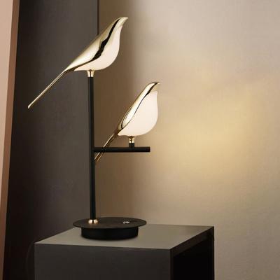 China New Gold Decoration Acrylic Black Contemporary Aluminum Listed Iron LED Reading Room Indoor Modern Table Lamp for sale