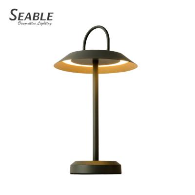 China Contemporary Wholesale Ash Black Matte Gold Modern LED Acrylic Indoor Desk Lamp Decoration Bedside Study Room for sale