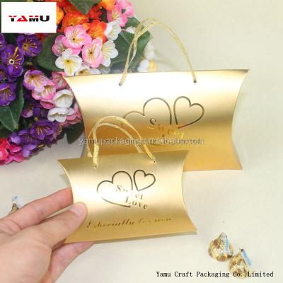 China Recyclable Gold Pillow Box For Chocolate / Candy Packing Box With Logo for sale