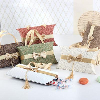 China Recycled Materials Paper Pillow Box Packaging , Pillow Gift Box for sale