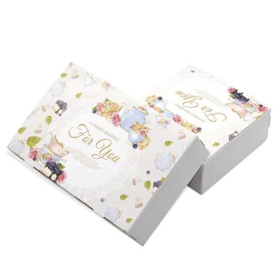 China Custom Recyclable Luxury White Cake Food Packaging Gift Cardboard Logo Paper Boxes For Baking Pastry for sale