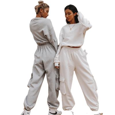 China Logo Women Hoodies Sweat Suit Custom Made Breathable Set Hoodie Tracker And Pants Set Women for sale