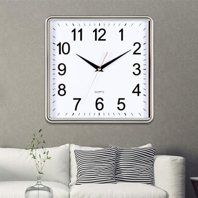 China Popular Classical Light Luxury Simplicity Creativity Quartz Wall Clocks Living Room Gold Silver Customized Office for sale