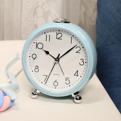 China New Products European Classic Retro Style Creativity Fashion Around Lovely Pink Gift Alarm Clocks Blue Green White Bedside Table Home for sale