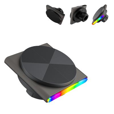 Cina QI2 Ultra-Thin Design Magnetic Car Mount Wireless RGB Light 360 gradi di rotazione di ricarica rapida funzione di raccolta del suono in vendita