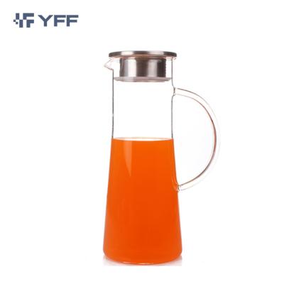 China Viable Glass Water Jug With Strainer Lid Glass Beverage Carafe For Juice Lemon Water Iced Tea Glass Jug for sale