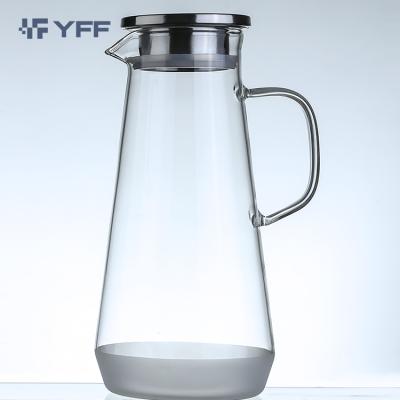 China Viable Large Cold Water Glass Kettle Juice Cool Jug Glass Water Jug With Stainless Steel Lid for sale