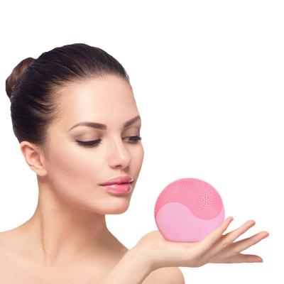 China Wholesale Vibrating Personal Deep Cleansing Facial Skin Massager Facial Scrubs Detergent Facial Brush for sale