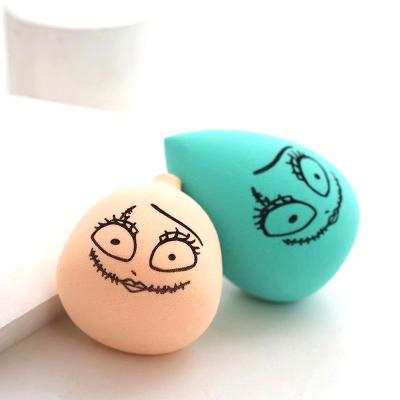 China Extra Soft Touch Ghost Face Beauty Blender for sale