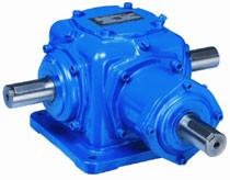 China Double Output Shaft Spiral Bevel Gear Reducer Angle Transmission Gearbox Efficiency for sale