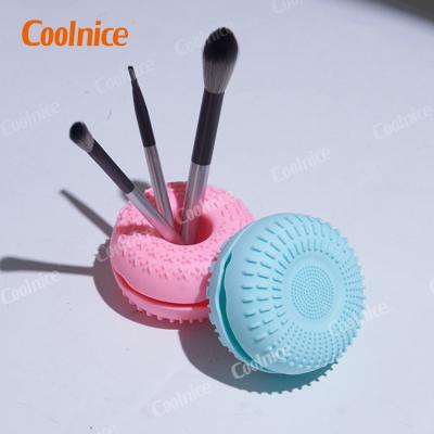 China 2022 New Beauty Tools Multifunctional Silicone Makeup Brush Cleaner Silicon Makeup Brush Eco-friendly Cleaner Mat for sale