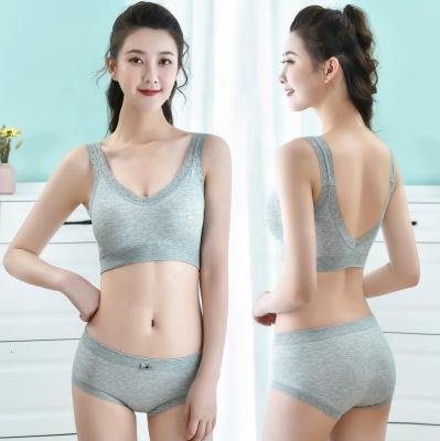 China Antibacterial Lace Two Piece Seamless Latex Breast Wrap Beautiful Back Cup Women Seamless Strapless Tube Bra Set for sale