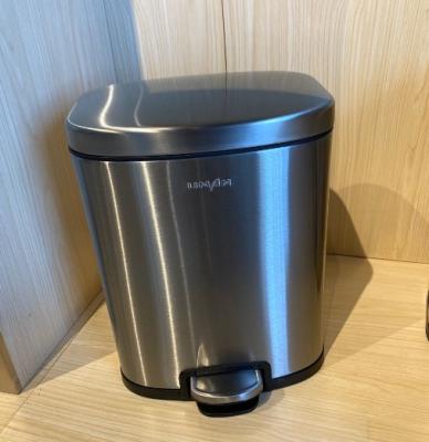 China Fingerprint Proof 6L Stainless Steel Soft Closed Pedal Trash Can, Dustbin, Garbage Bin for sale