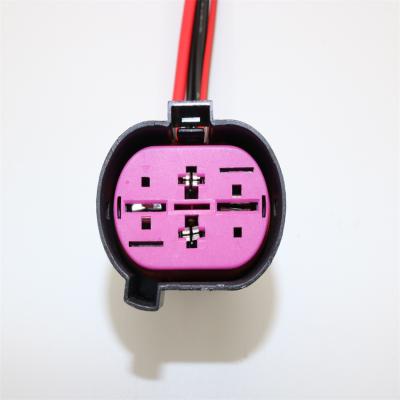 China Automobile 3 Pin Plastic Fan Electronic Fan Socket Switch Connector Harness Socket for sale