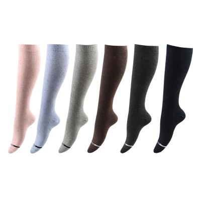 China OEM Manufacturer Anti-Slip Glitter Knee High Graduated Compression Socks For Men for sale