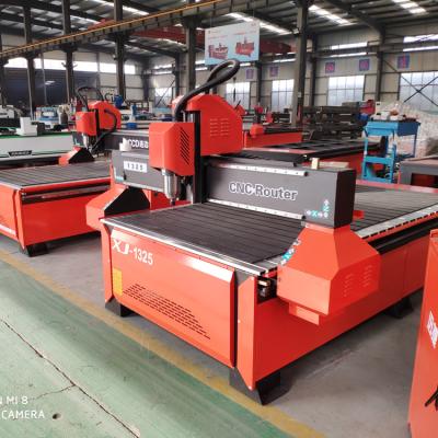 China Advertising company 3 axis cnc router wood cutting 3d carving machine woodworking cnc router machine price 1325 for sale