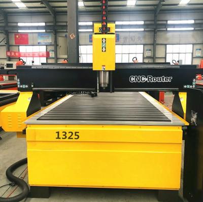 China Advertising Company 1325 Size Wood Router High Power CNC Router for sale