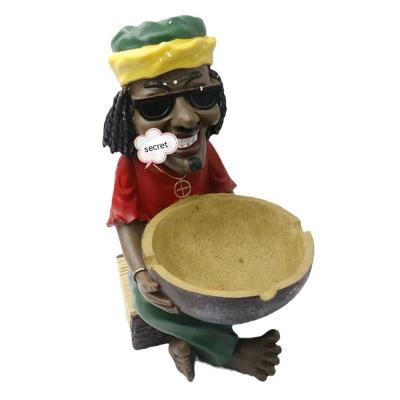 China Europe New Design Super Custom Funny Big Ashtray Shape for sale