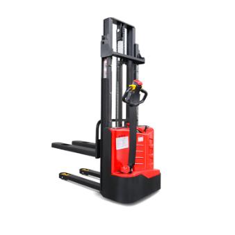 China Hotels 2.0ton 2000kg Electric Stacker Max Lifting Height Can Be 3.5m for sale