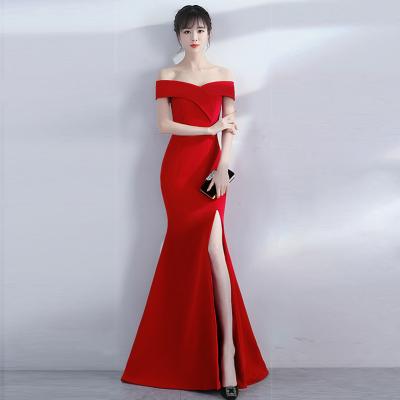 China 2205 One-Shoulder Long Banquet Evening Women Long Host Evening Party Prom Dresses Anti-Static Elegant Fishtail Long Dress for sale