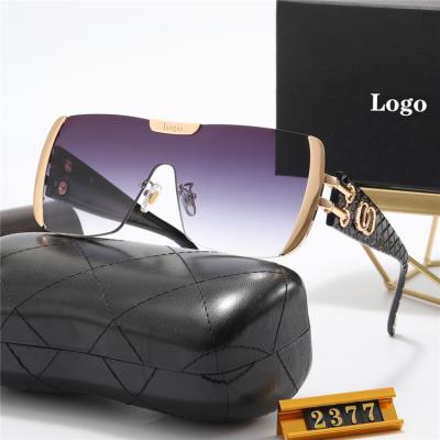 China Anti UV400 With Eyeglasses Wholesale Price Luxury Colorful Gradient Lens Brand Design Ladies Shades Sunglasses From Box Latest Famous Designer for sale