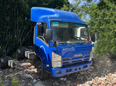 Cina Isuzu 4x2 furgoni diesel usati, LHD di seconda mano camion da 8 tonnellate in vendita