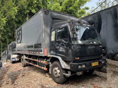 China Japan ISUZU LHD Gebruikte vrachtwagen handleiding 2e hand vrachtwagen 4x2 aandrijving Te koop